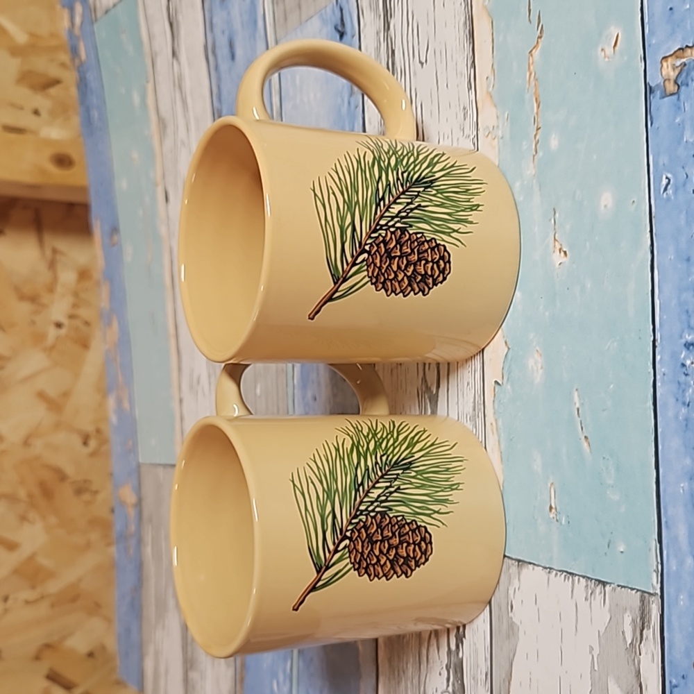 Vintage Ecru Pine Cone Coffee ☕ Cups [x2]
